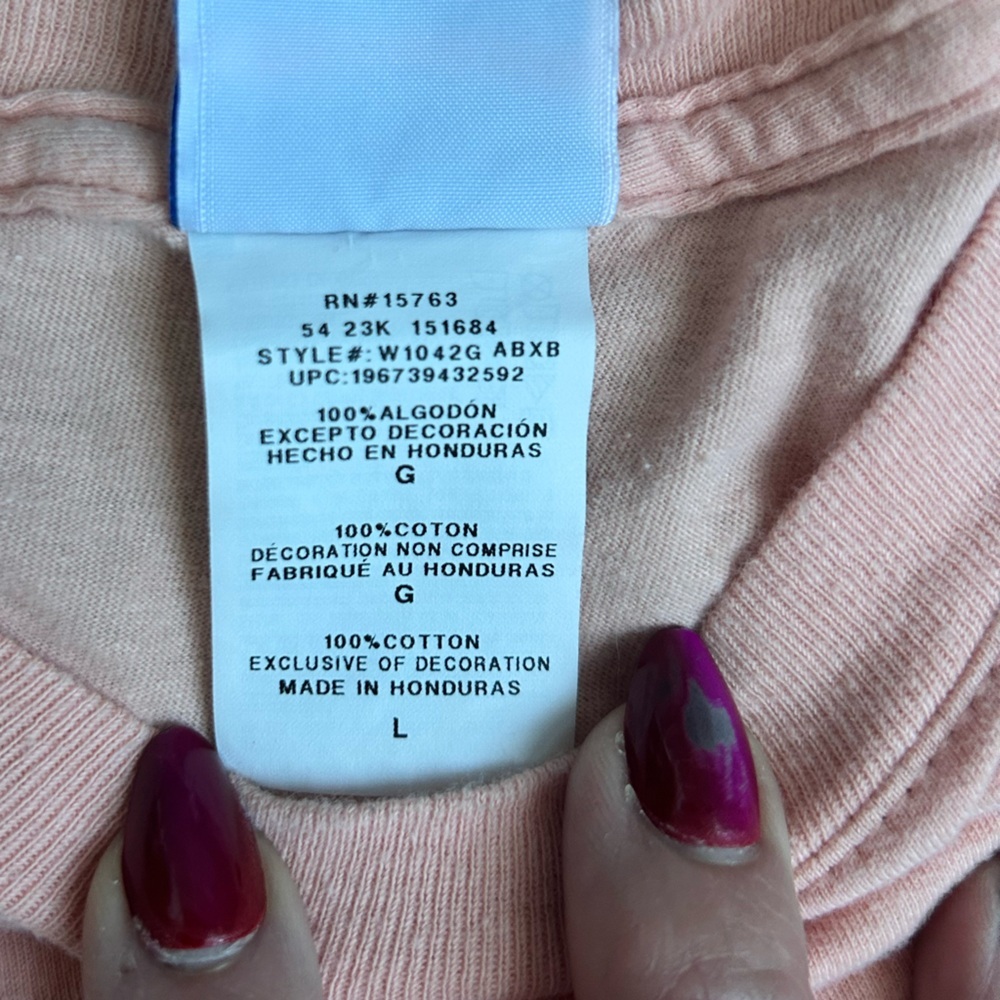 Champion Women’s Large Peach T-shirt With “Free as I Wanna Be” Skater - Picture 4 of 6